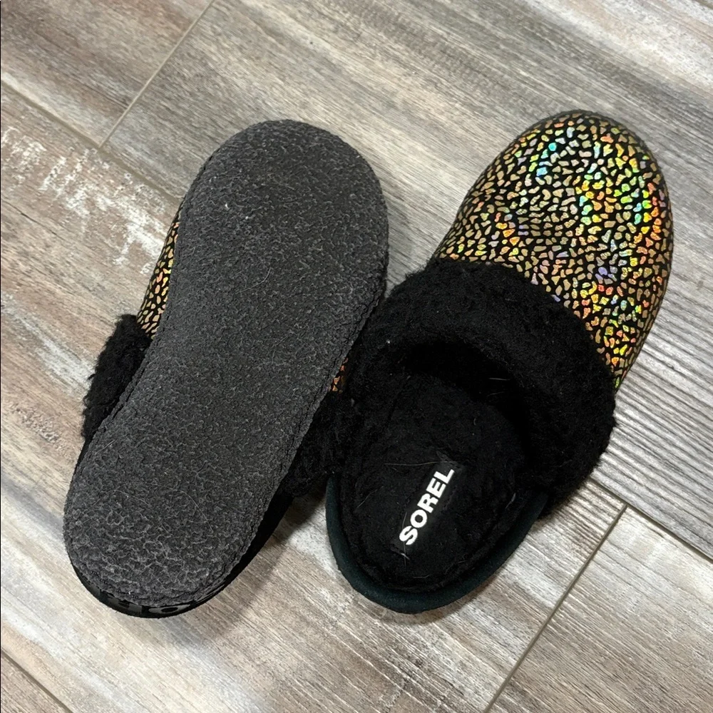 Sorel Youth Nakiska Slide ll Slippers size 4